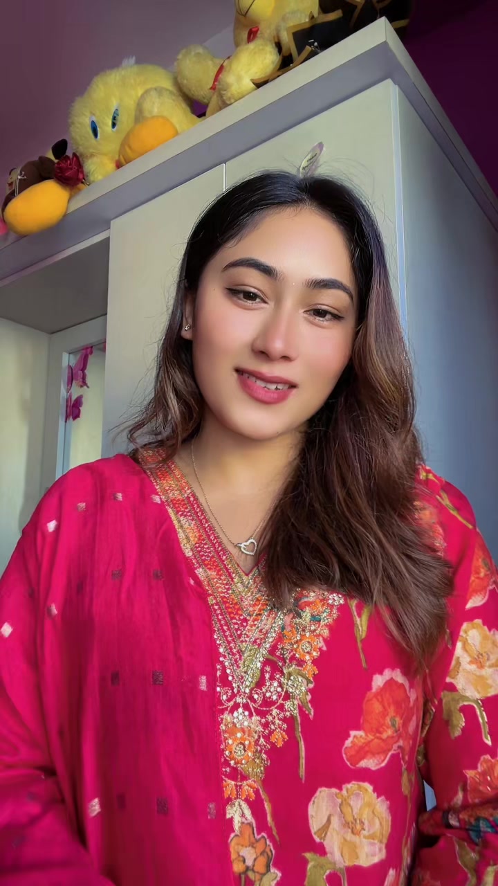 @Manisha_🦋