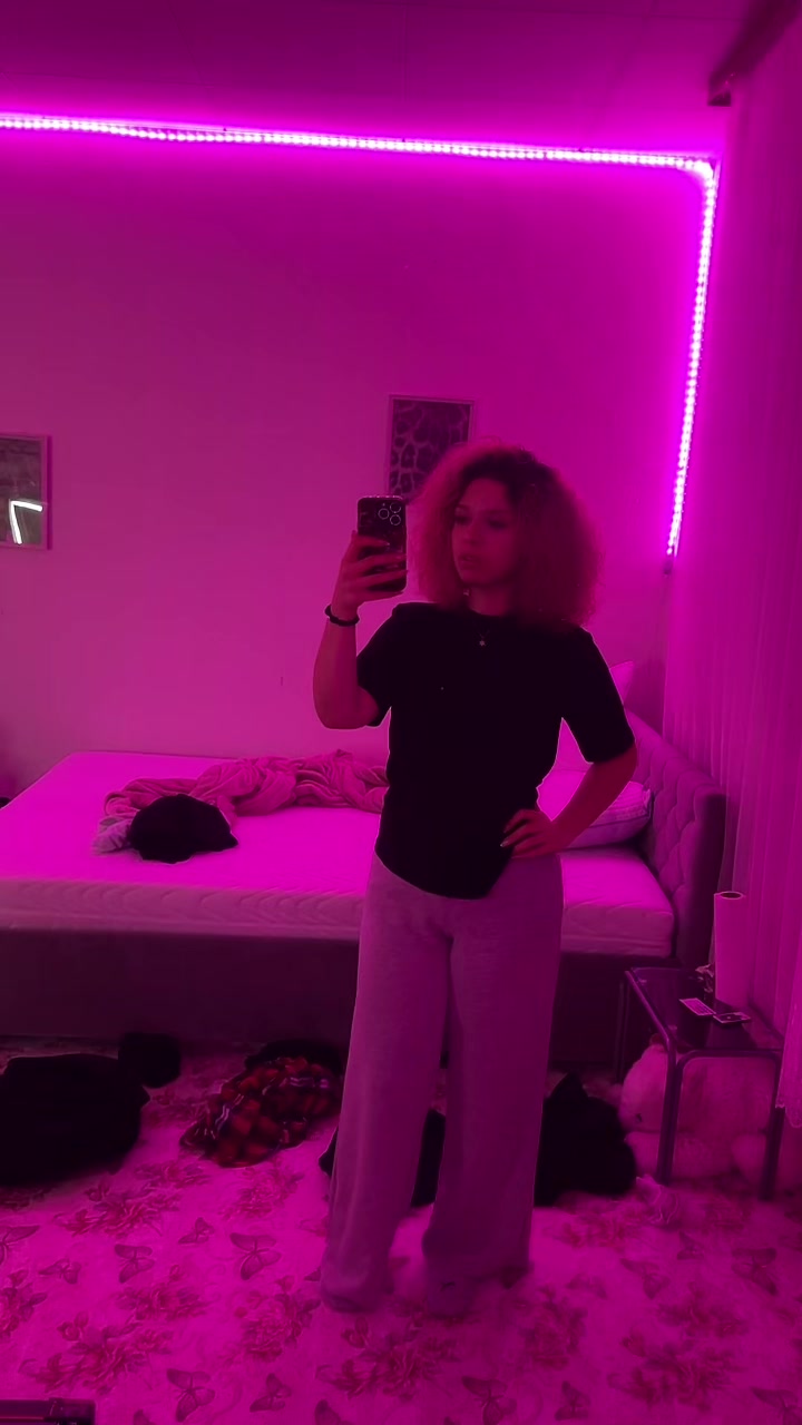 @elisa naz