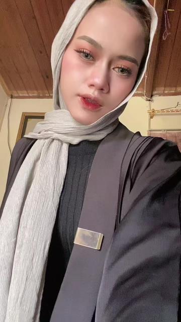 @Hot mommyy🔥