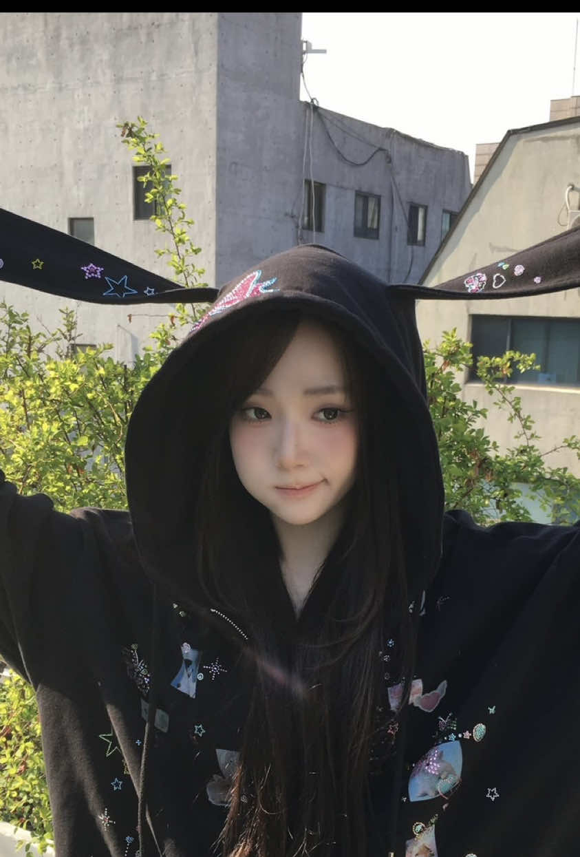 @mari is so alive²⁴