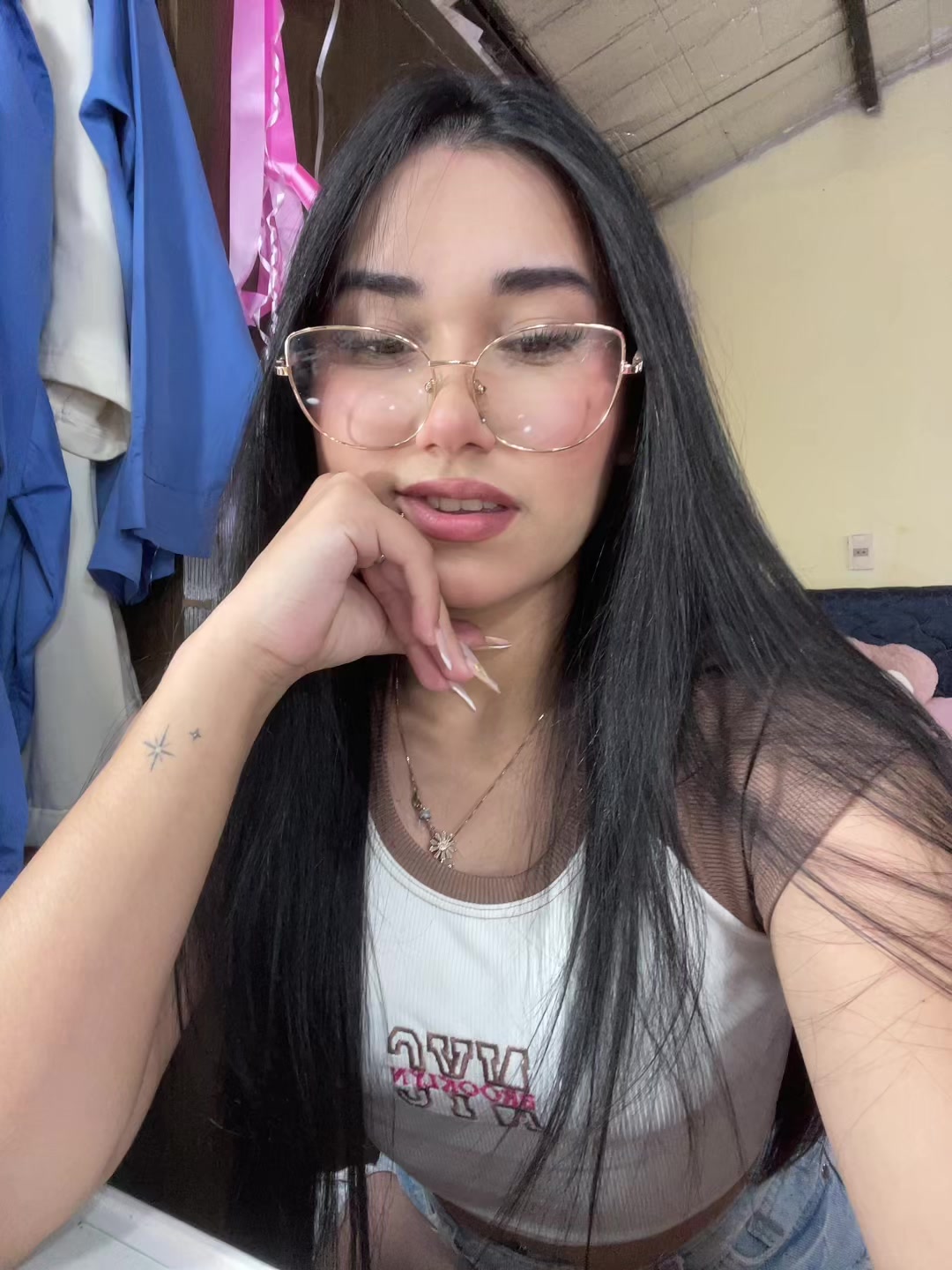 @𝓨𝓪𝓼