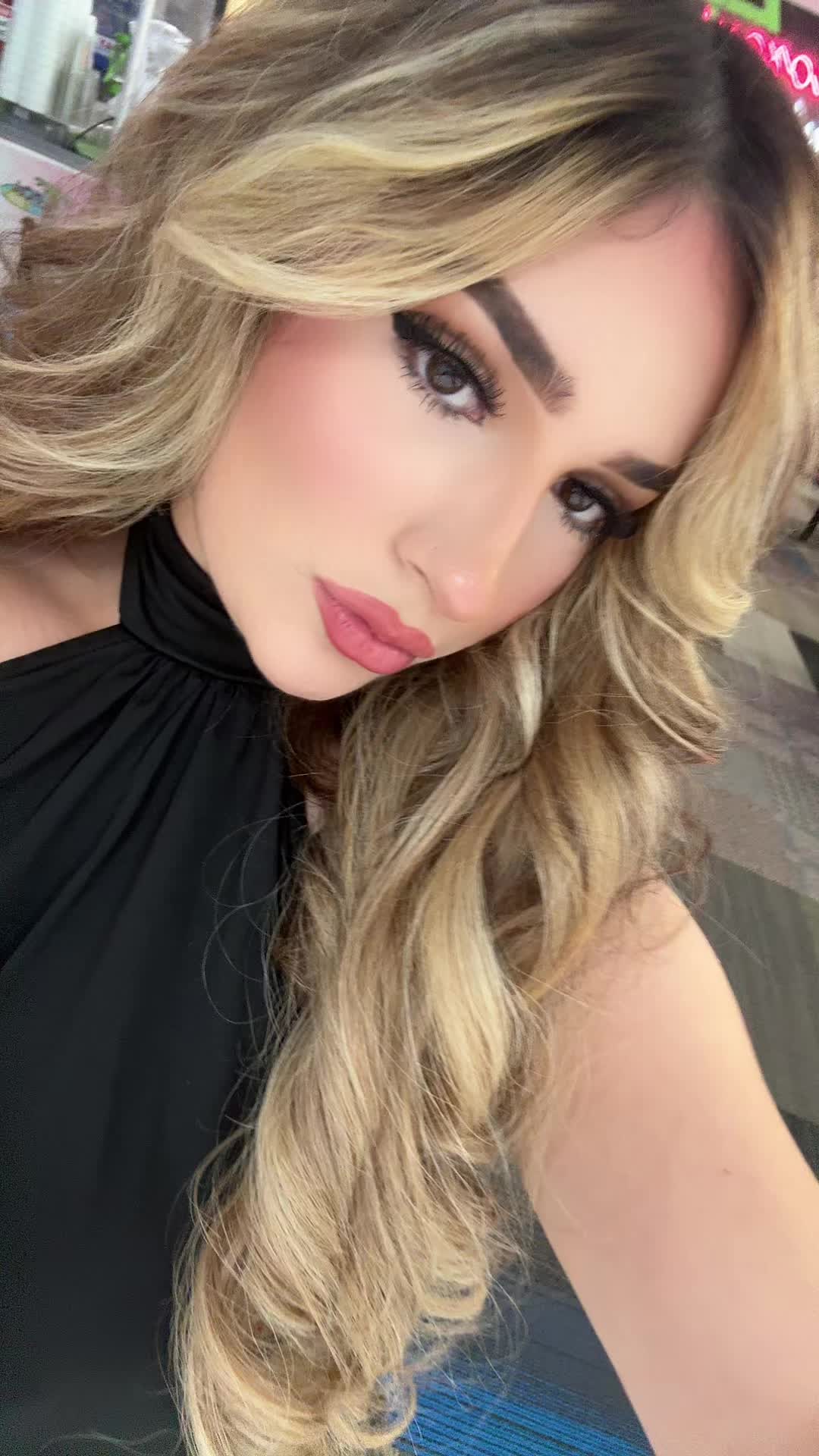 @iamvictoriav
