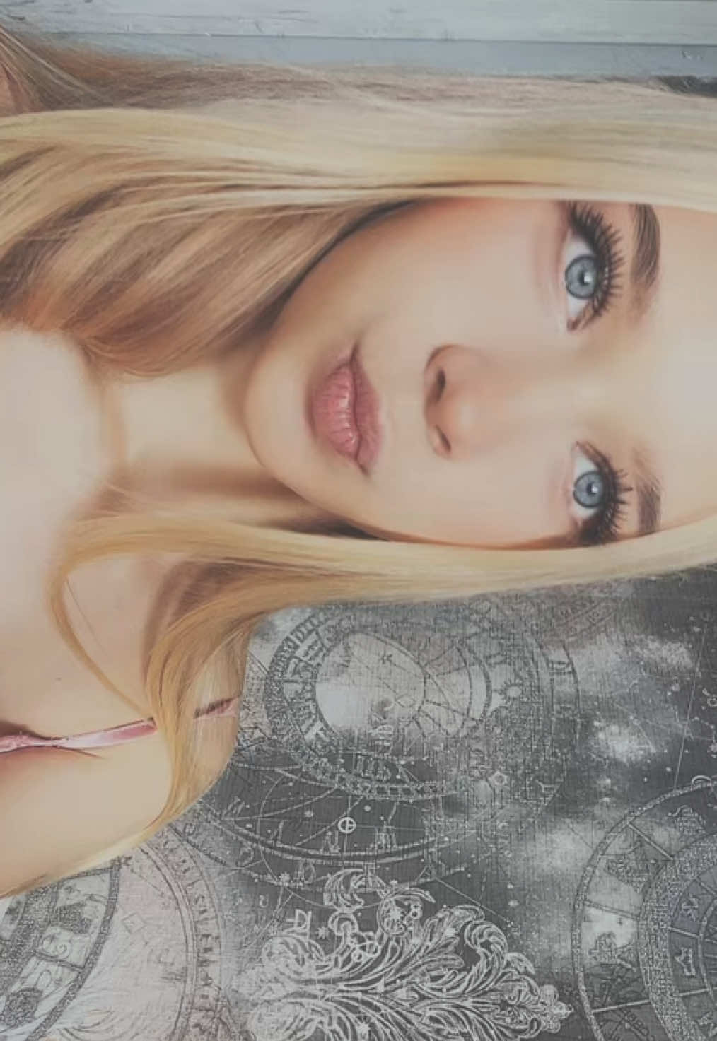 @мила