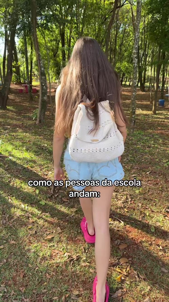 @Julia Andrade