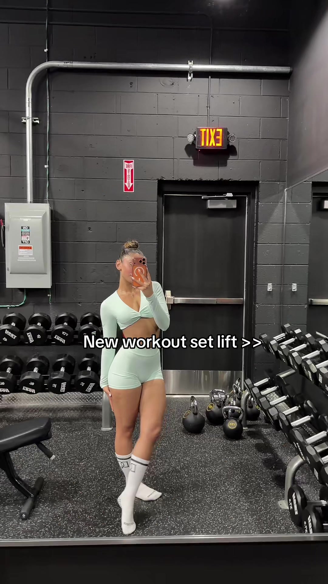 @isabellaafloress_1