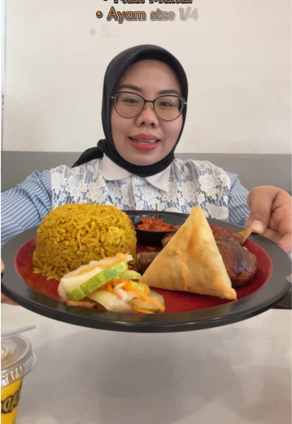 @Juliana | Food Travel with Taj