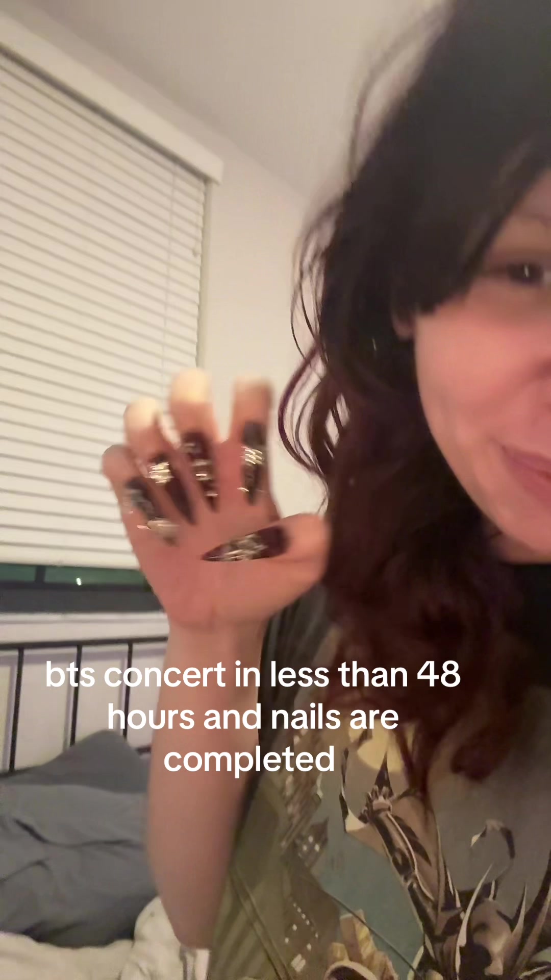 @v✨