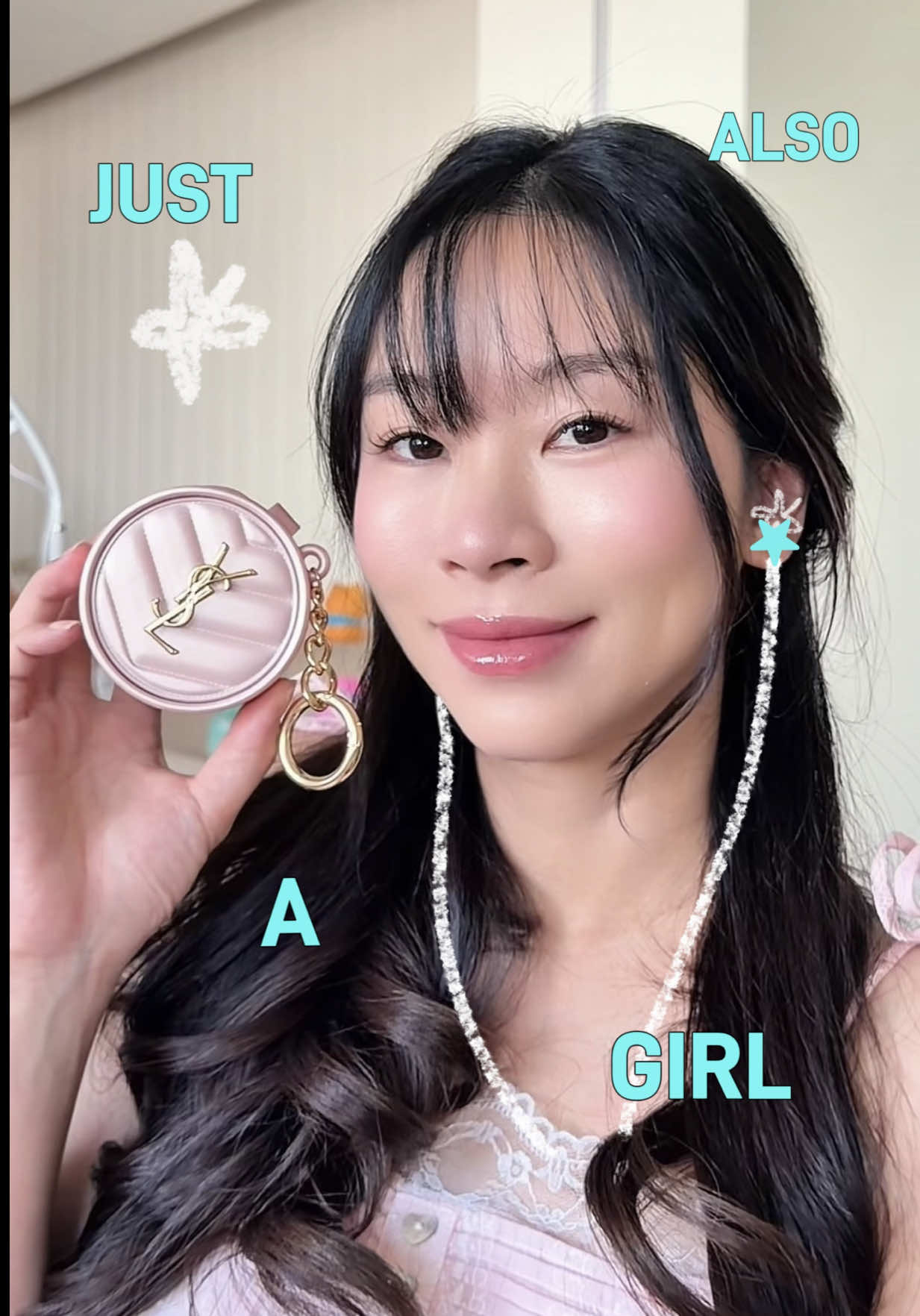 @JoyjeeLoveberry
