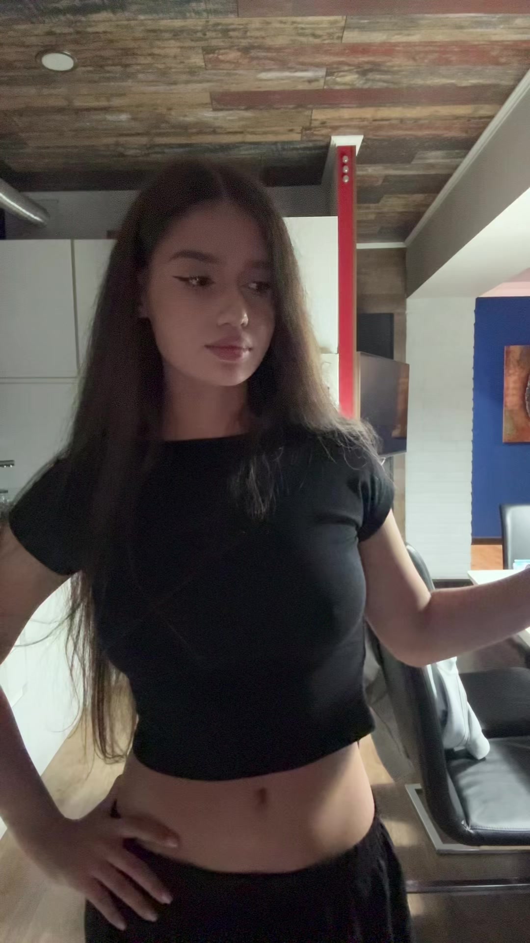 @yaapoliiiina