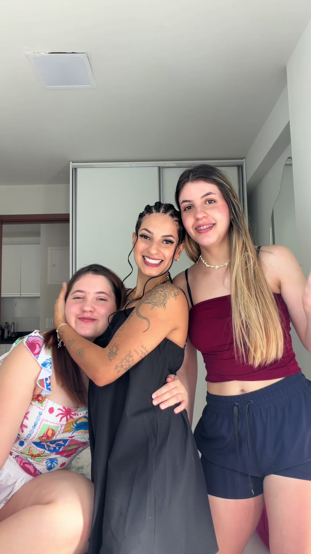 @lari gomes