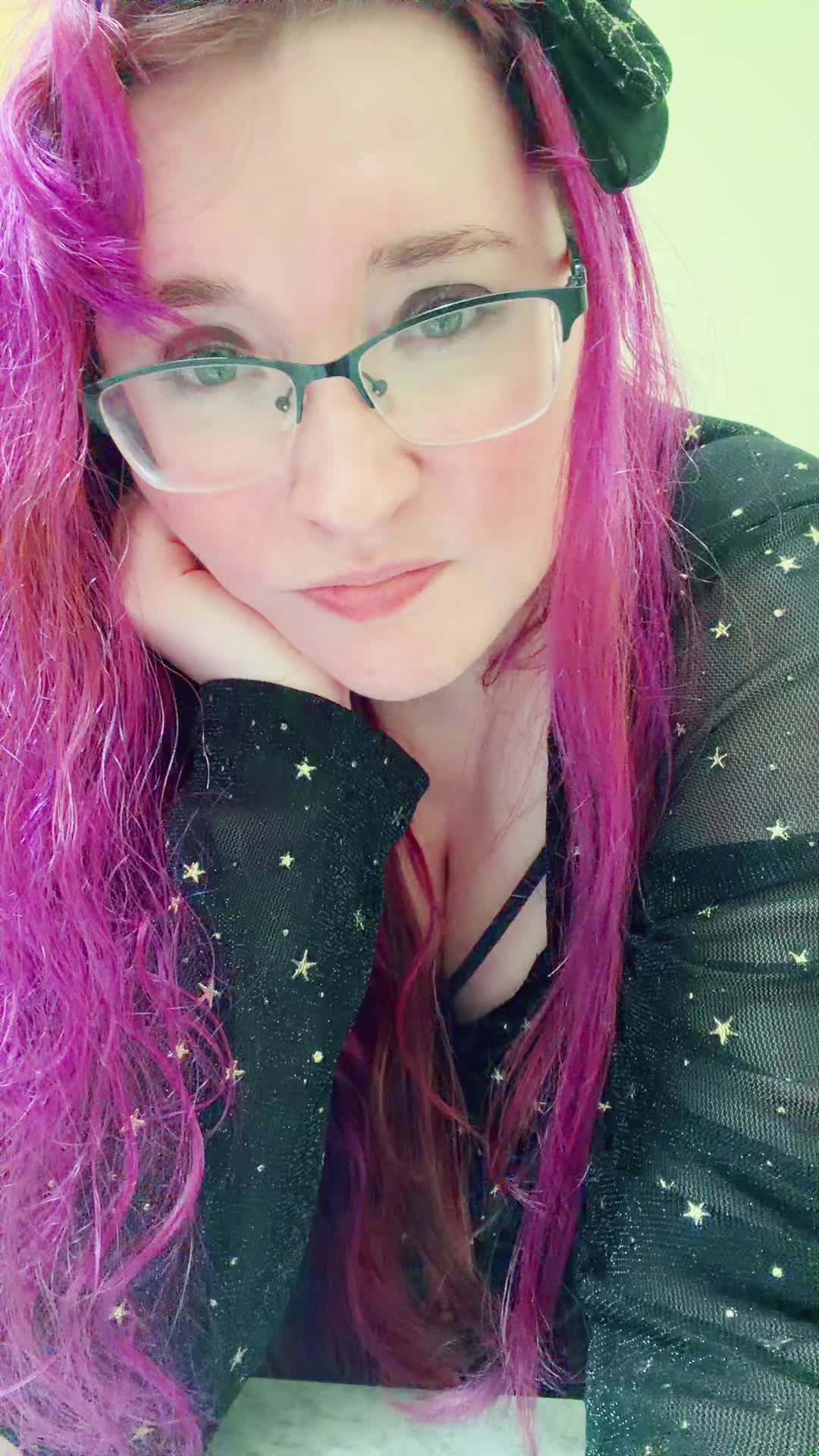 @LadyFantasyND