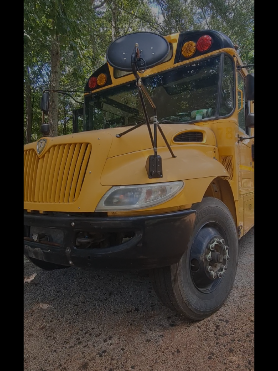 @Giovanni Rivas El de los buses