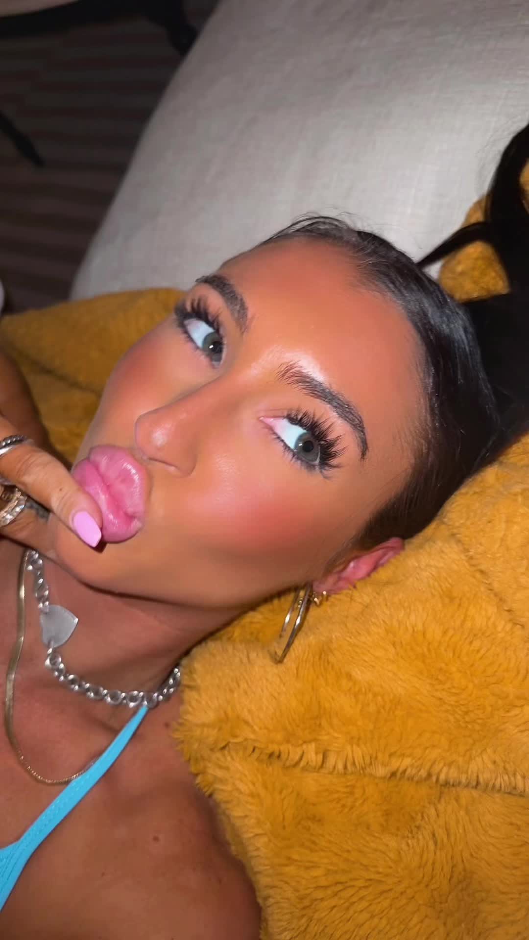 @Amanda Lauren