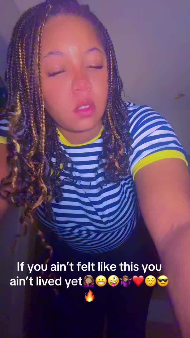 @nicolekingaz