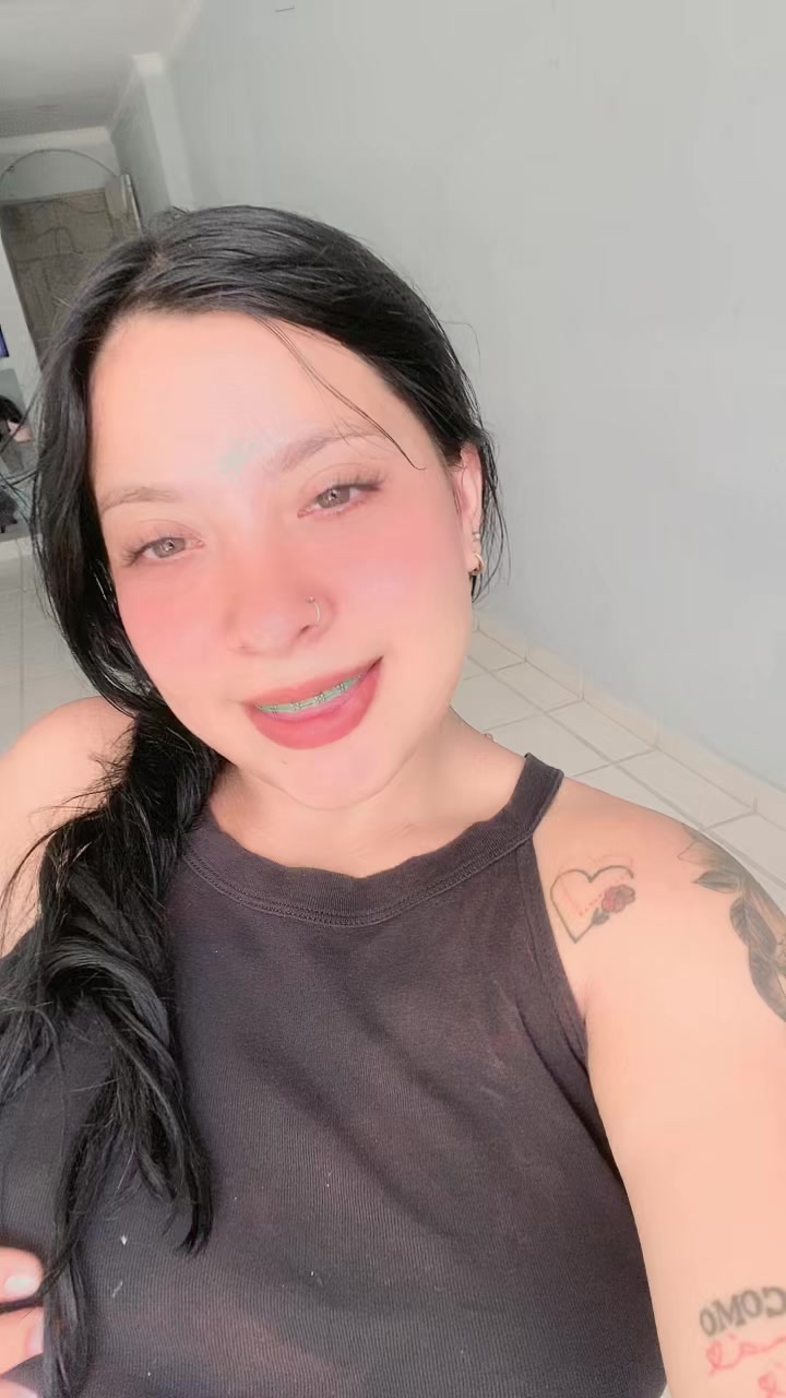 @Roxi.20
