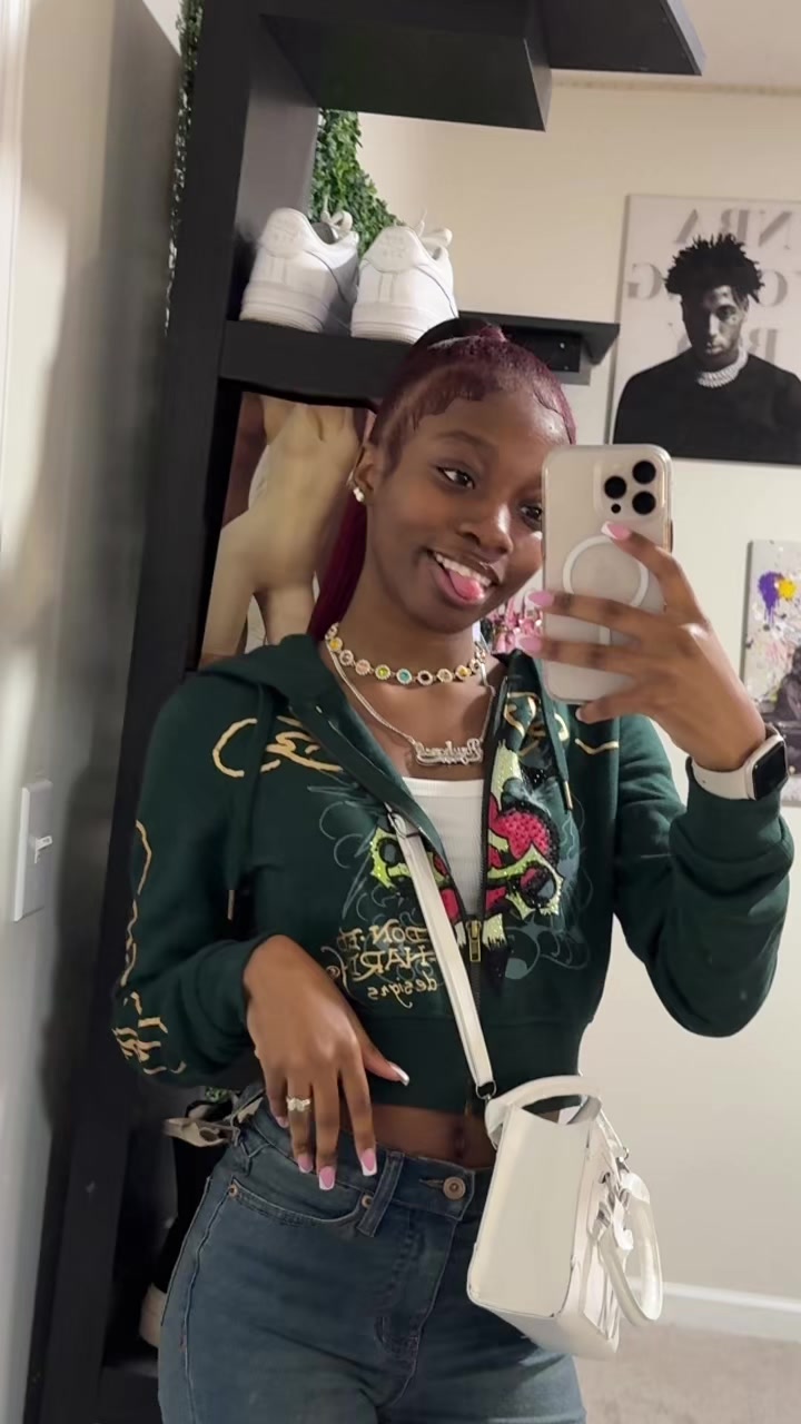 @PrettyP👱🏾&zwj;♀️📸