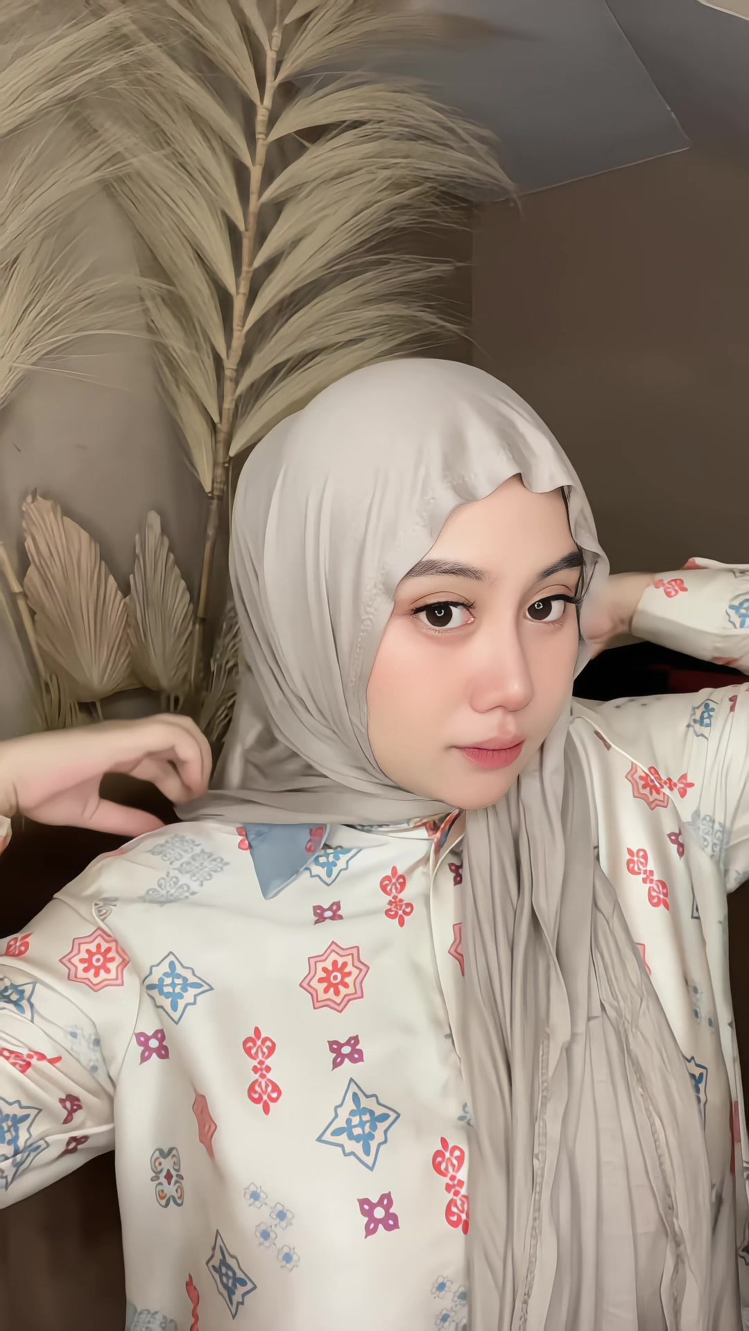@anissyaninis