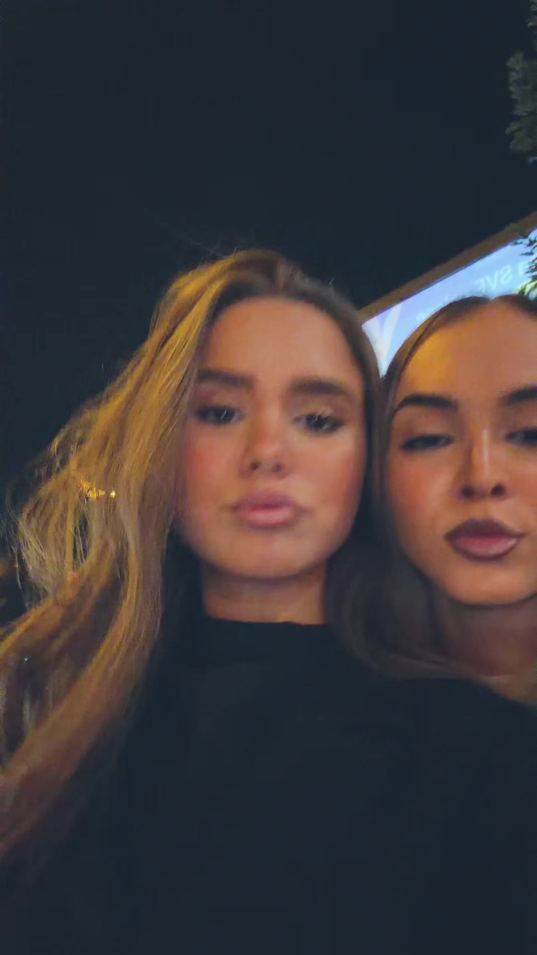 @лара