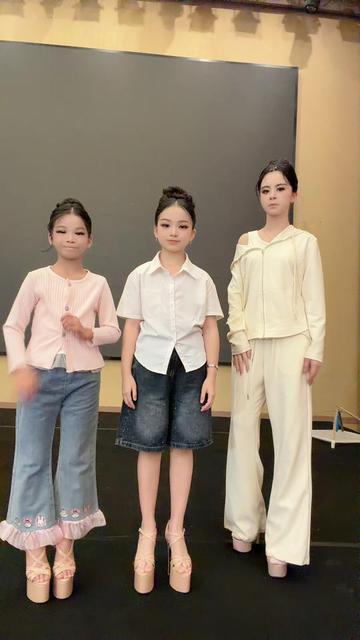 @น้องขนมปัง ปริยากร