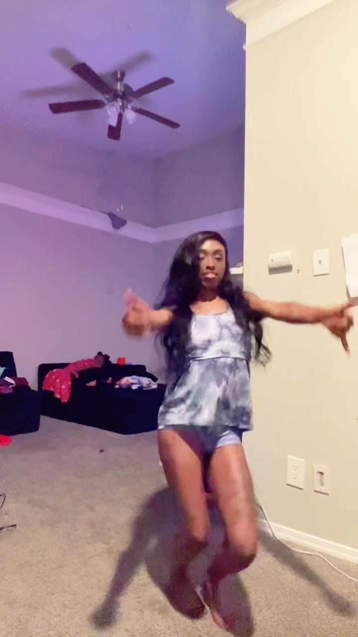 @Brenaagurlll