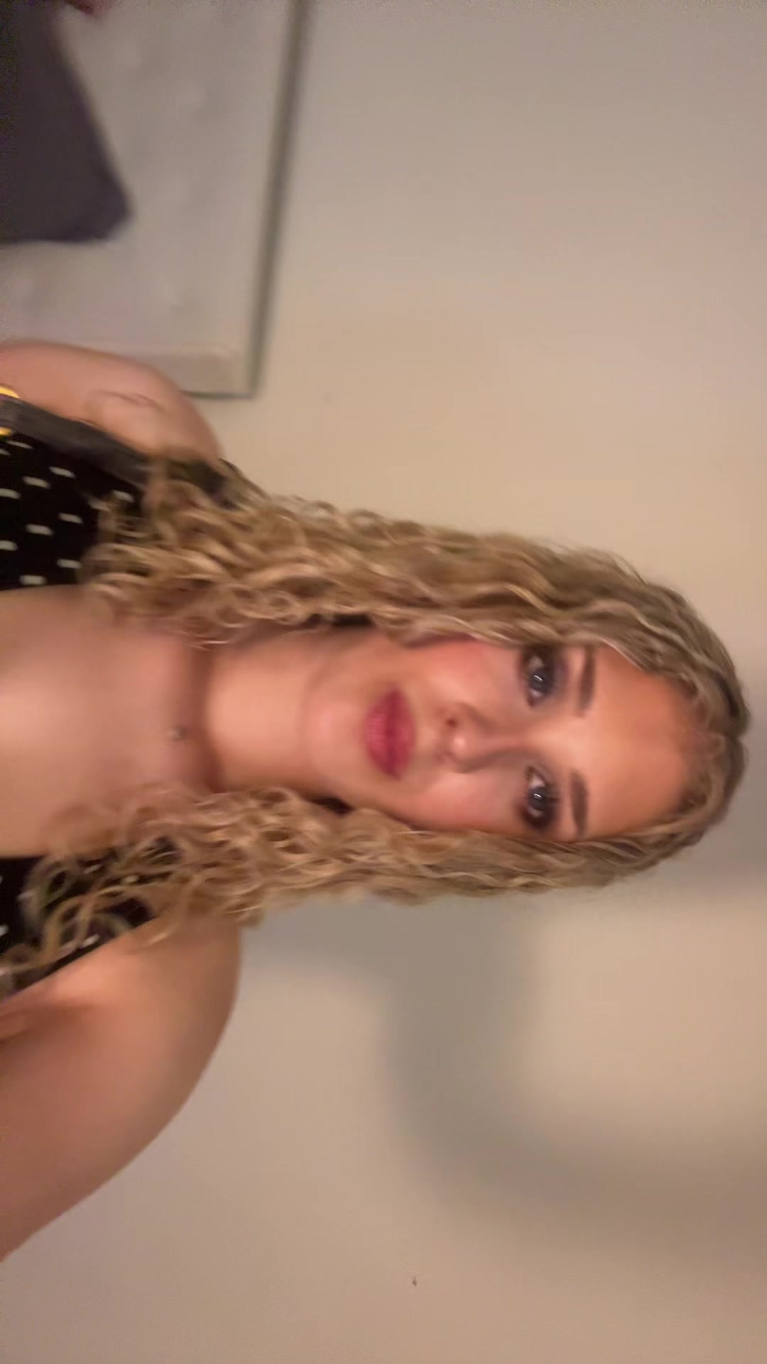 @Estella