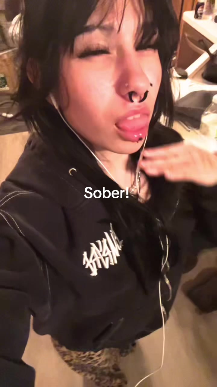@️