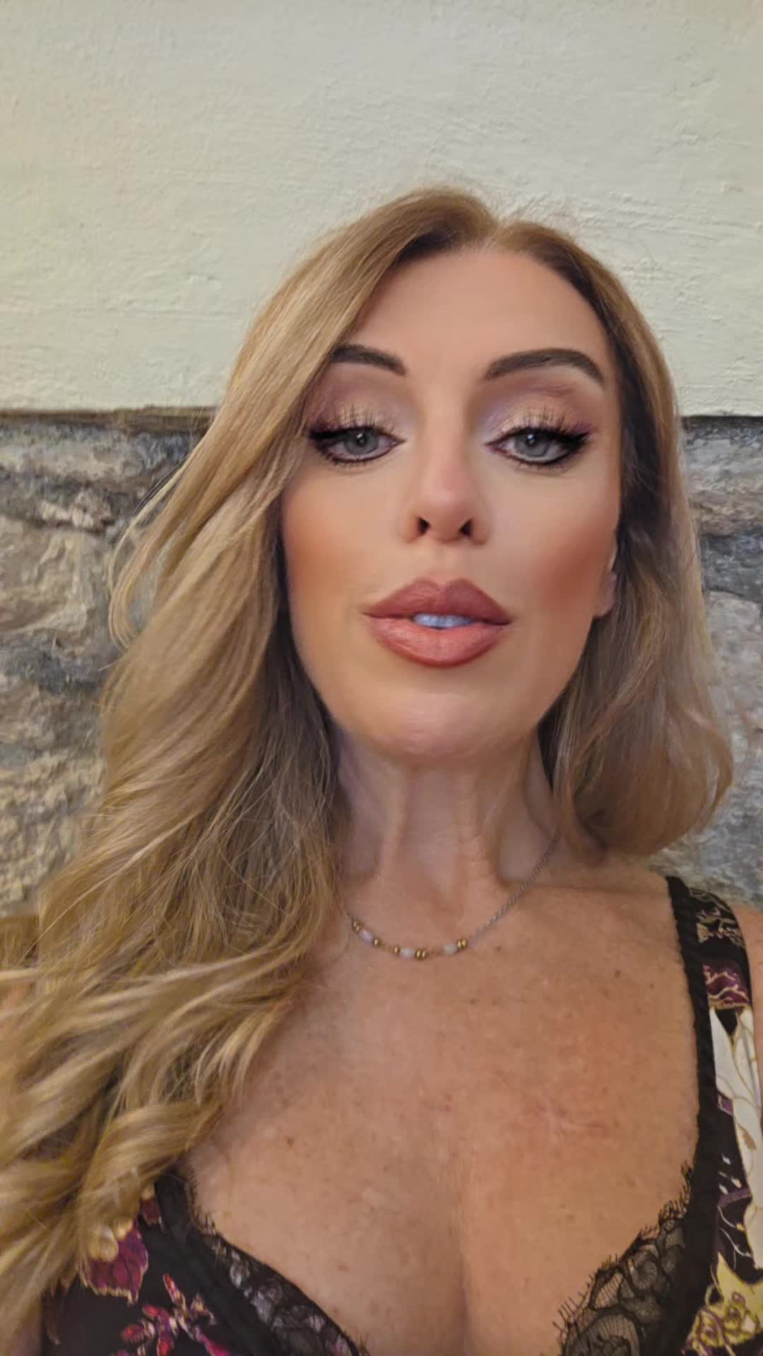 @caorí