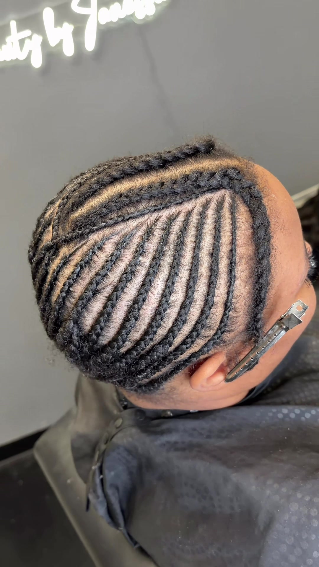@Janessa | VEGAS HAIRSTYLIST