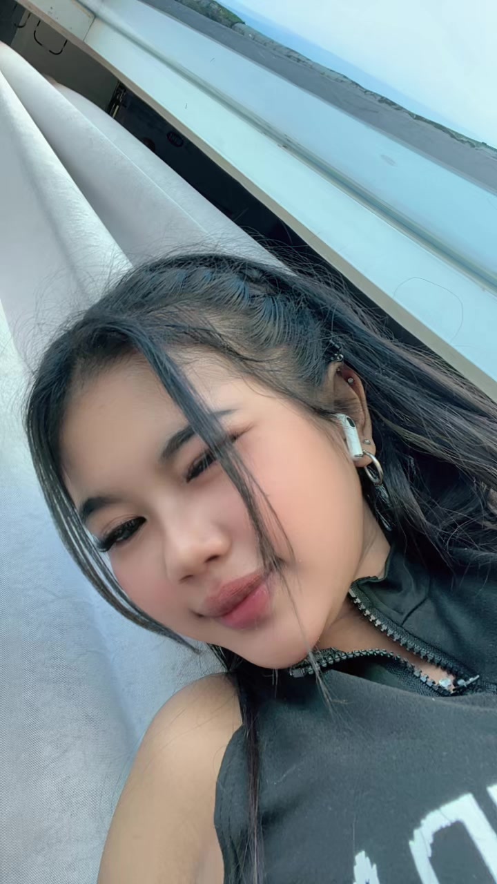 @jliaaa