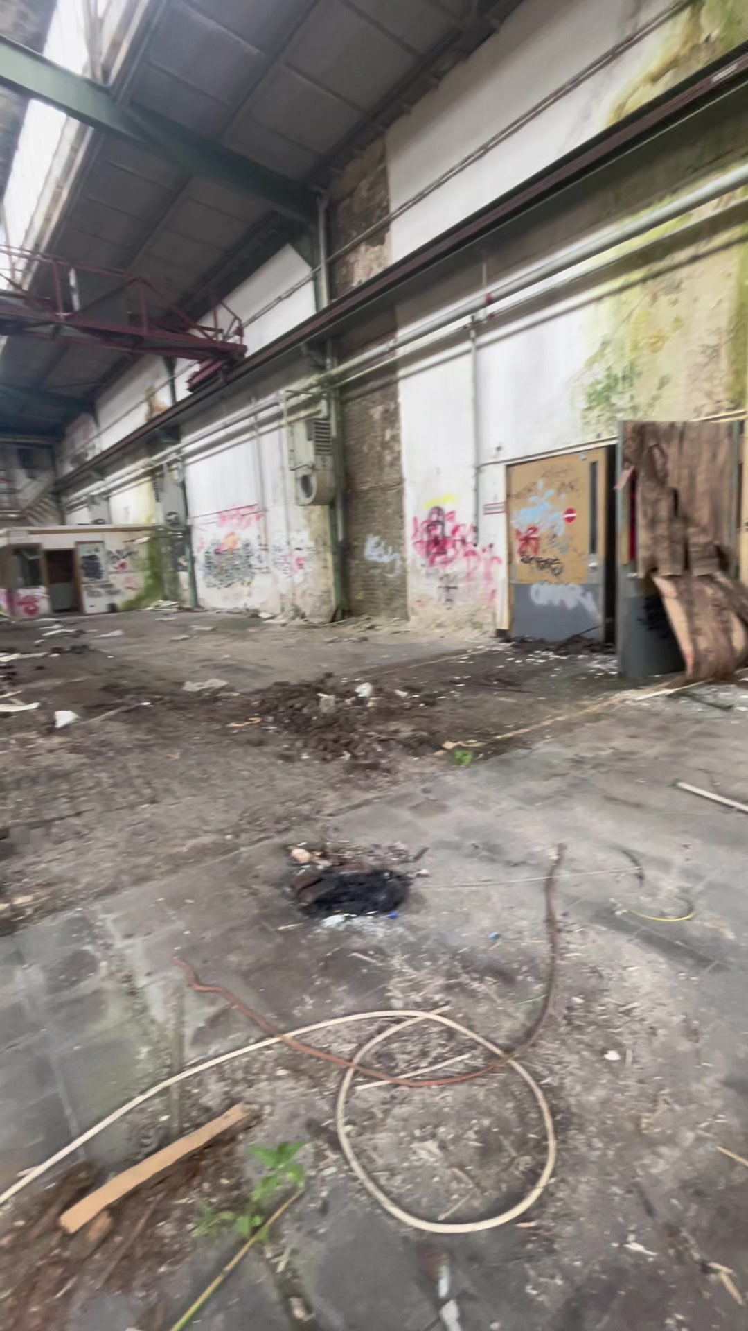 @Lostplaces_BO
