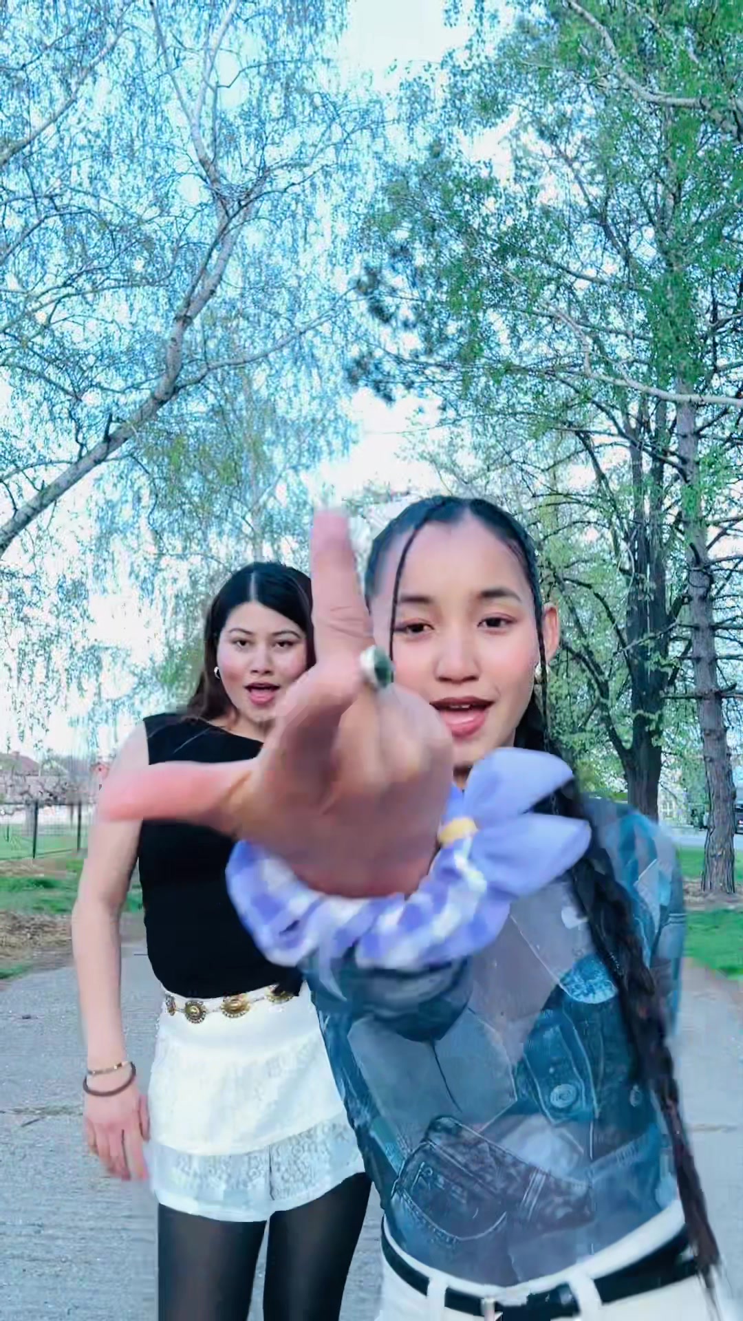 @Asmita pangdhak limbu🌙