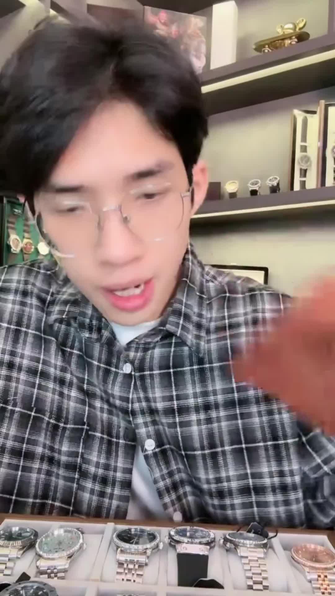@Doãn Gia Tân