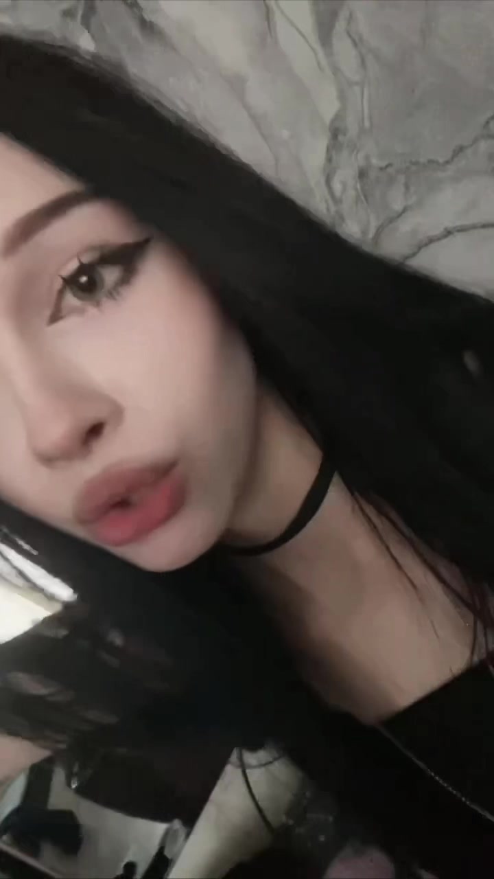 @//