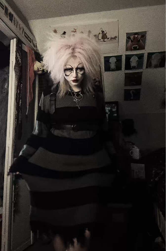 @dollygoth666