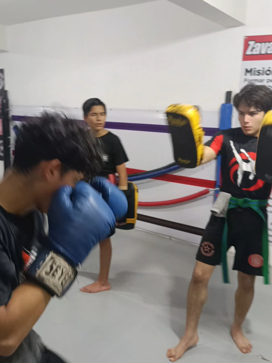 @ZavaletaKickboxing_mma