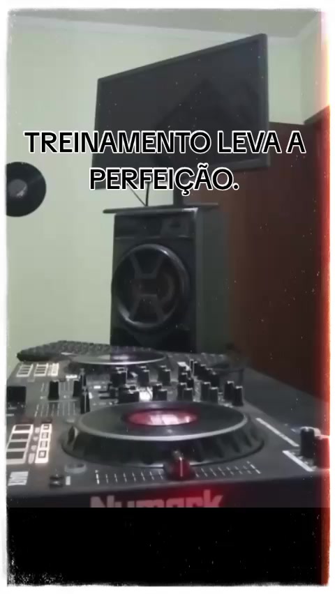 @DJ K