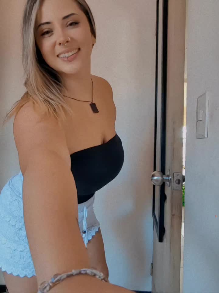 @Nicole†