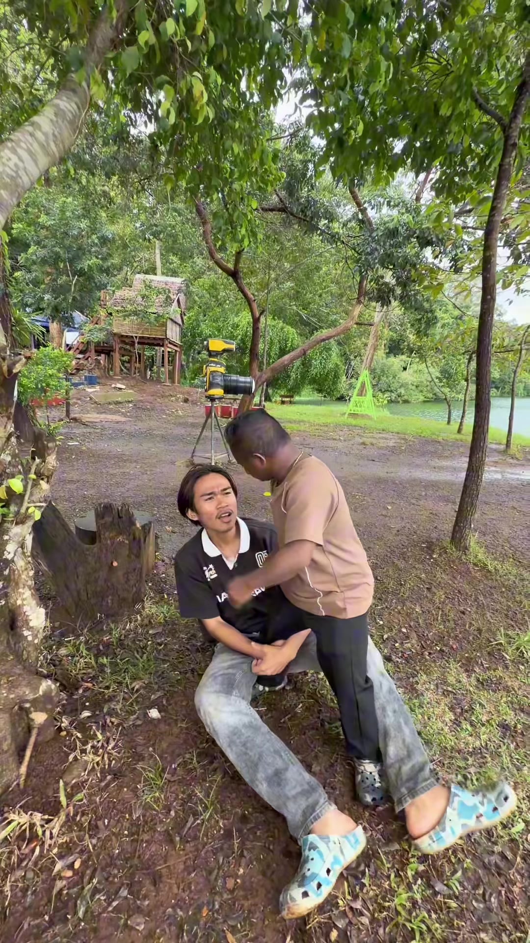 @គ្រូតូច