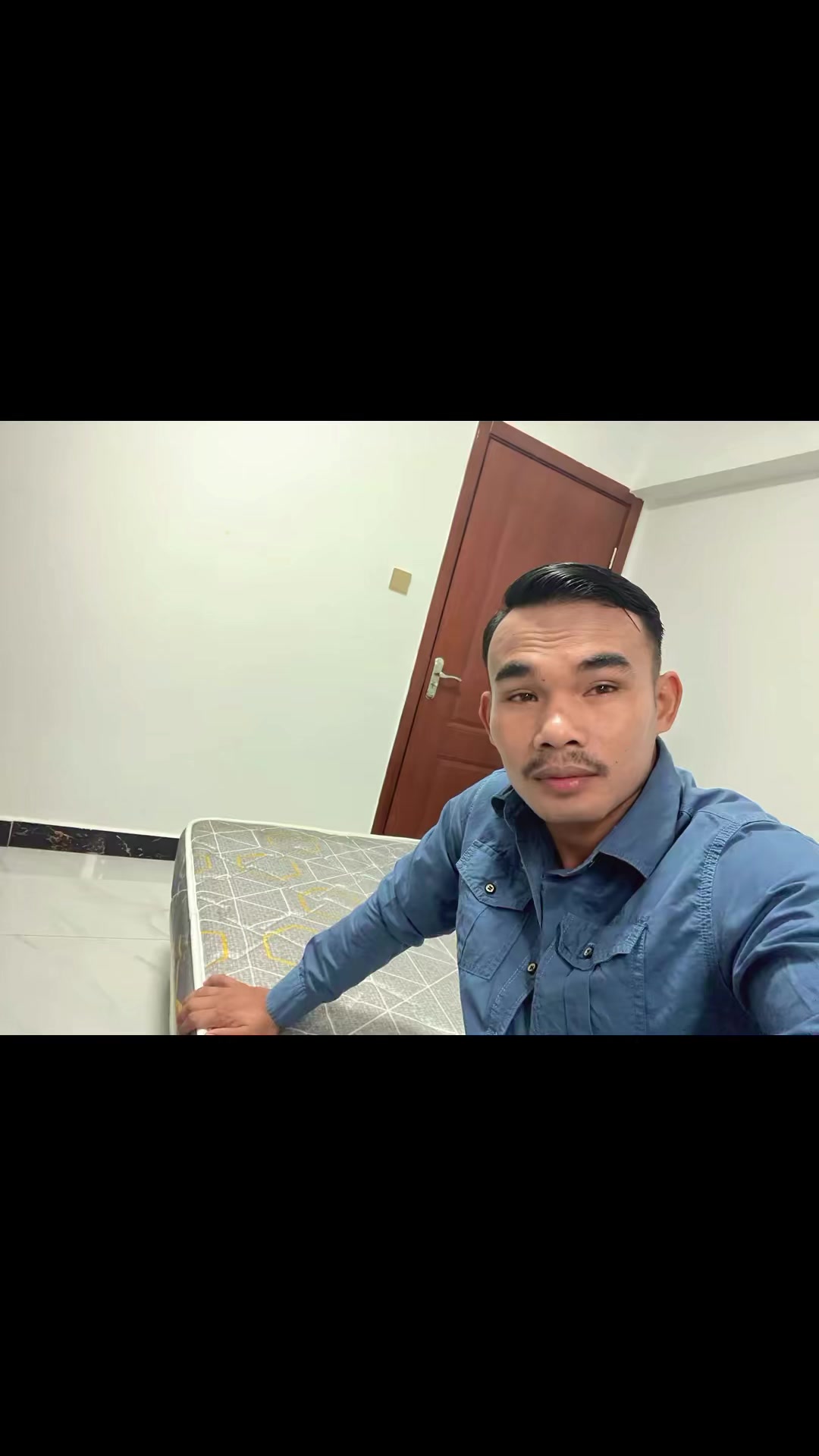@ពេជ្រ ពេជ្រ