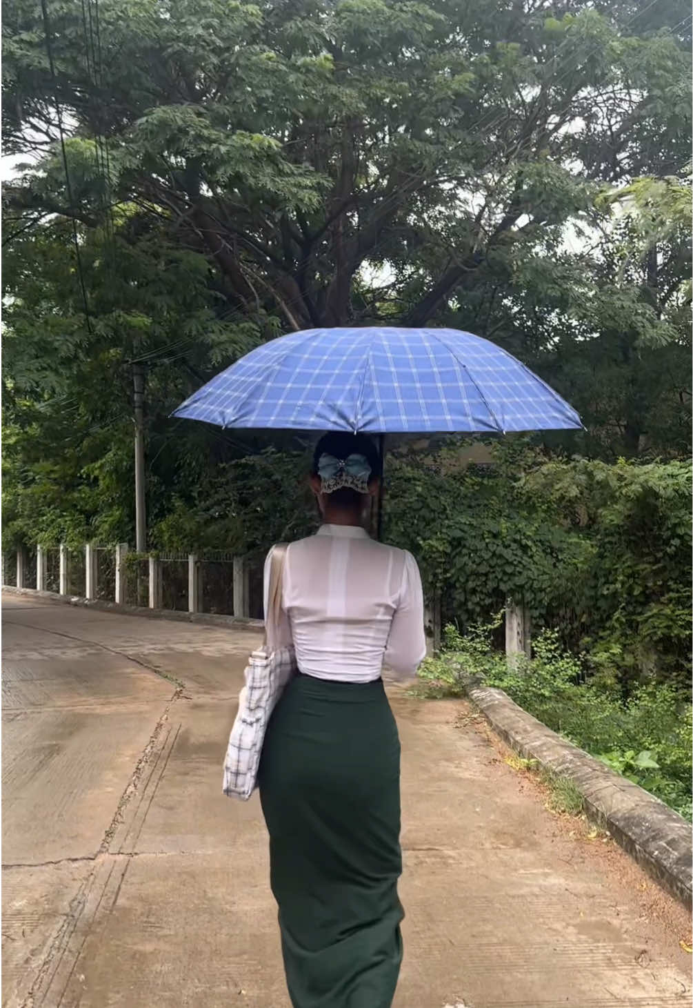 @Aye Myat Myat Mon