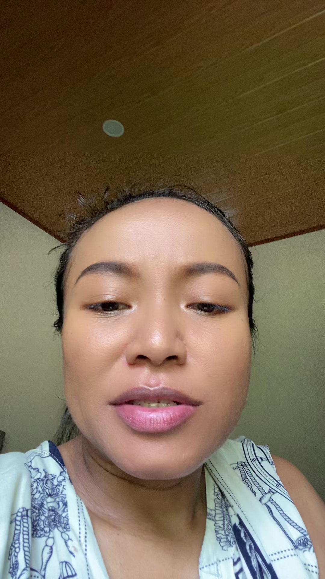 @ViviLau