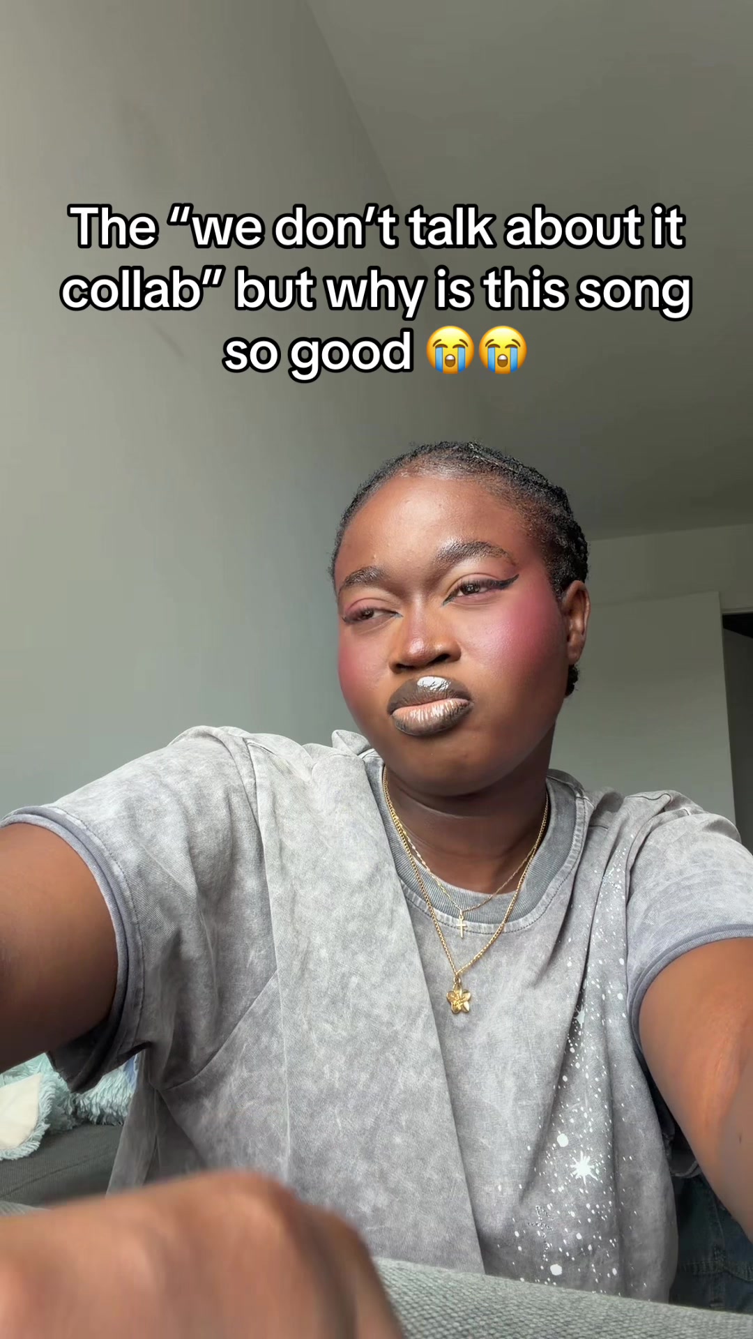 @Ayoereview