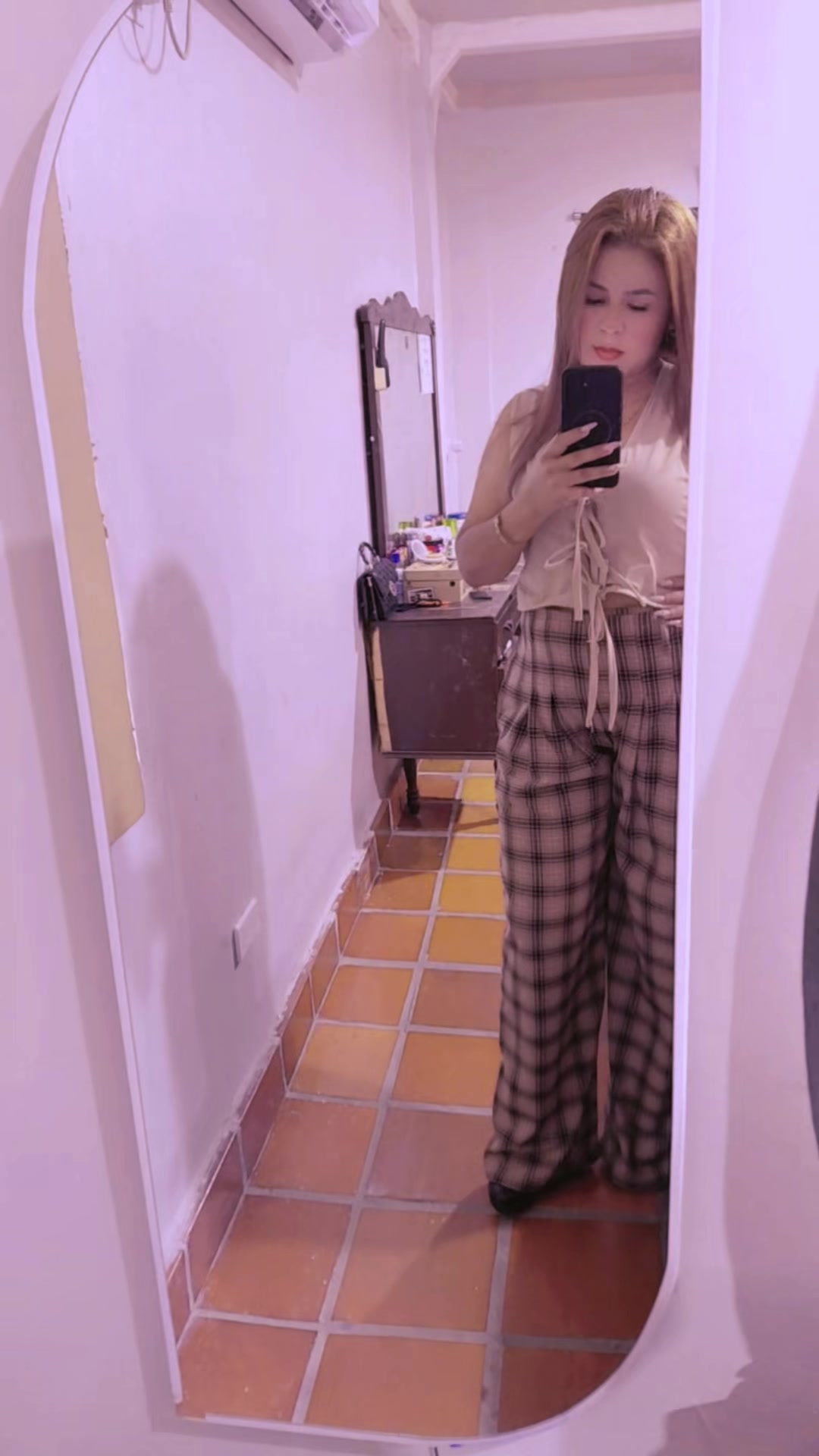 @..