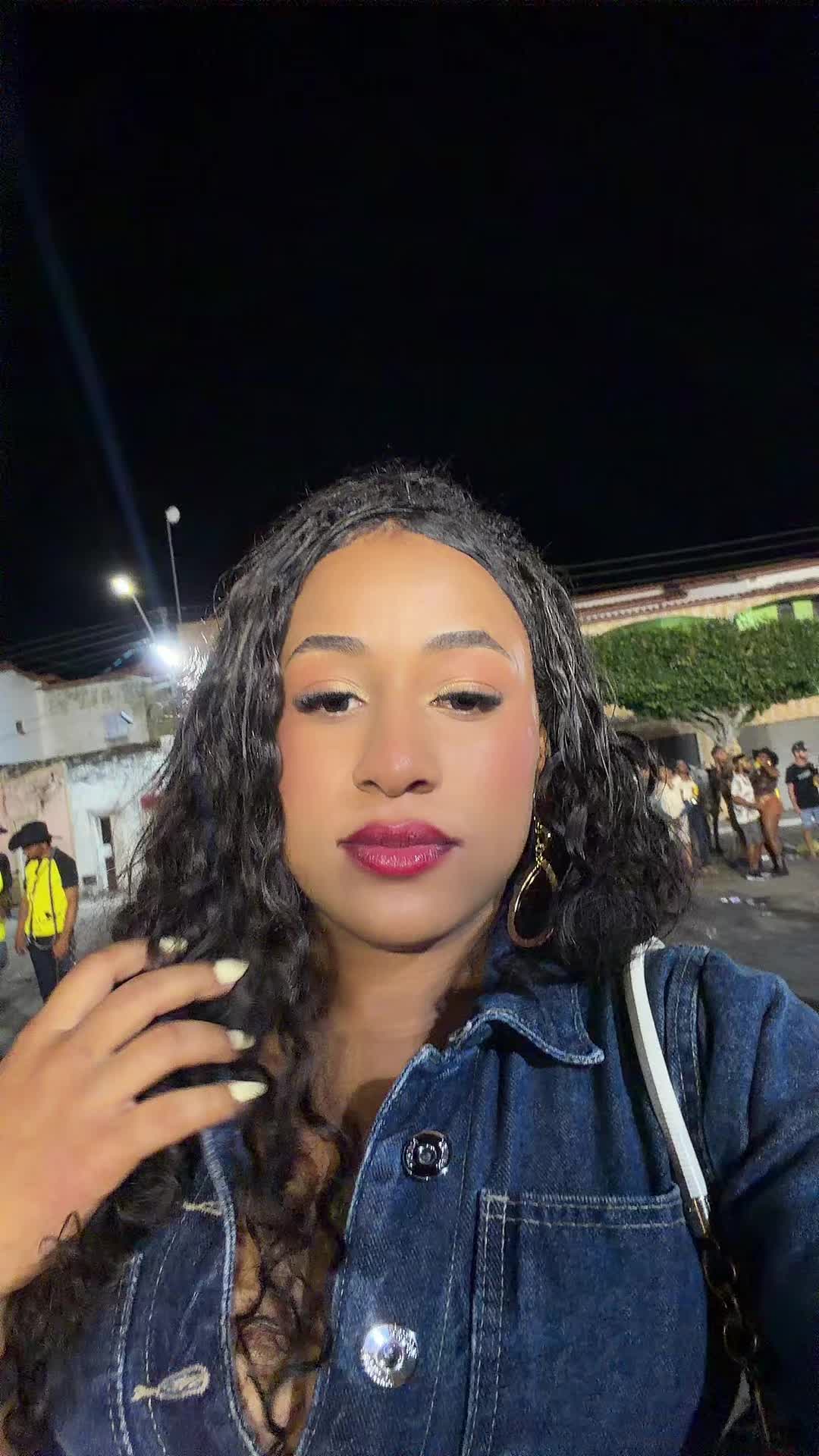 @a_comelona_ofc