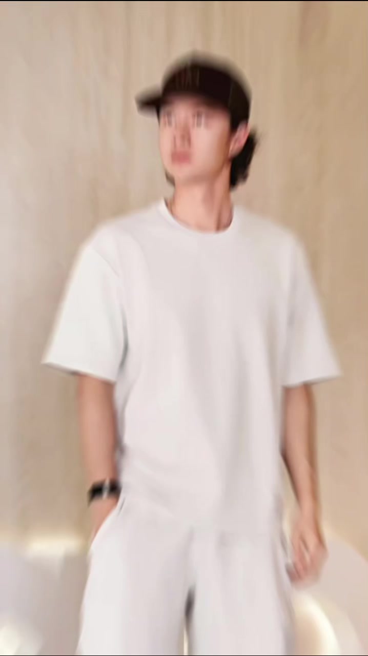 @𝑴𝑶𝑶𝑻𝑶𝑰 王一博•𝒀𝑰𝑩𝑶𝟖𝟓