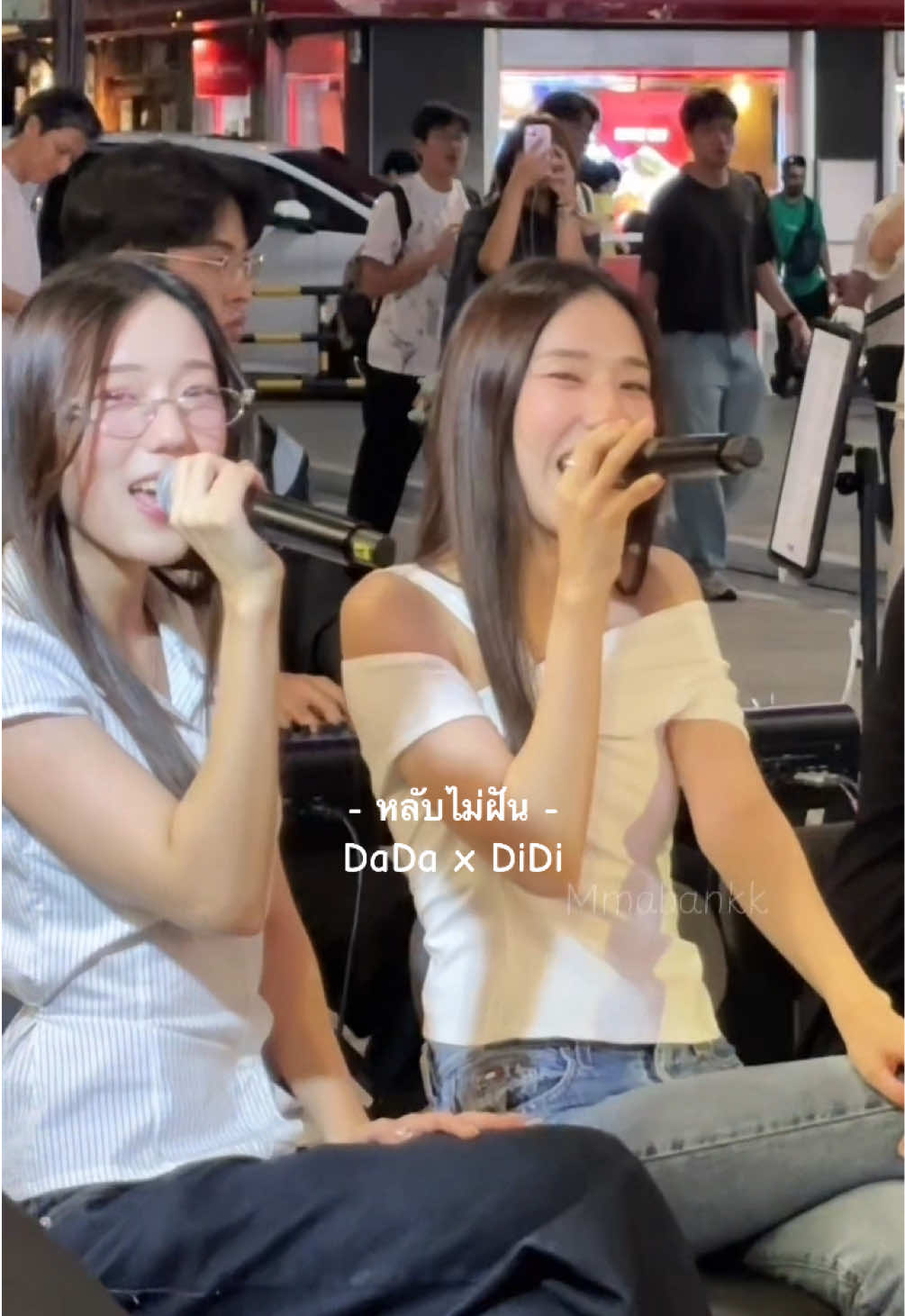 @มาแบงค์ชอบทุกอย่างยกเว้นเมิง😝