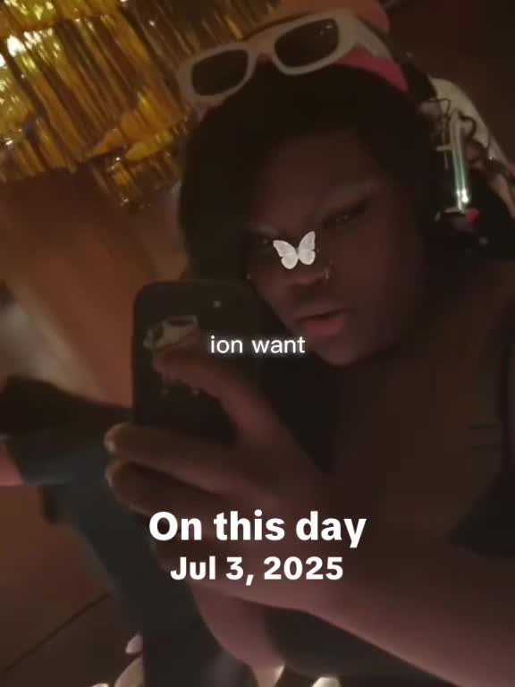 @theylove_zada