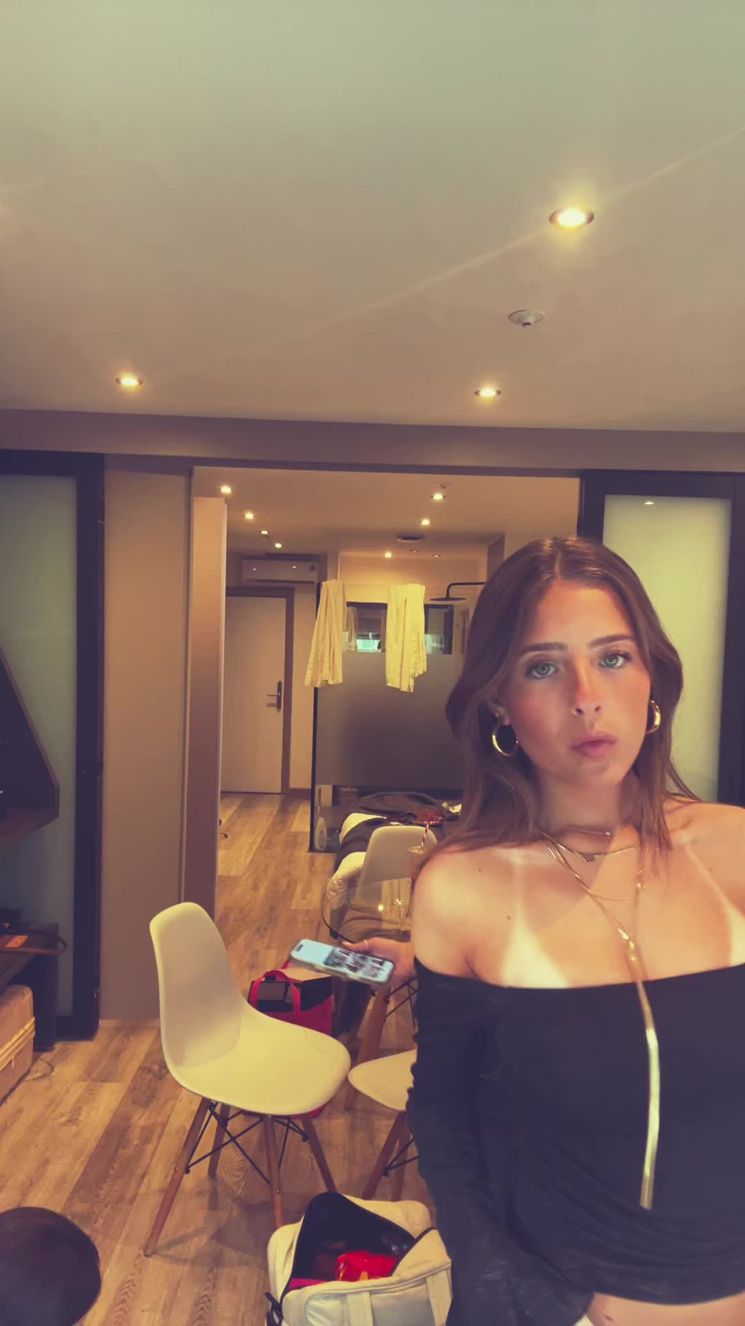 @Sari.weiss