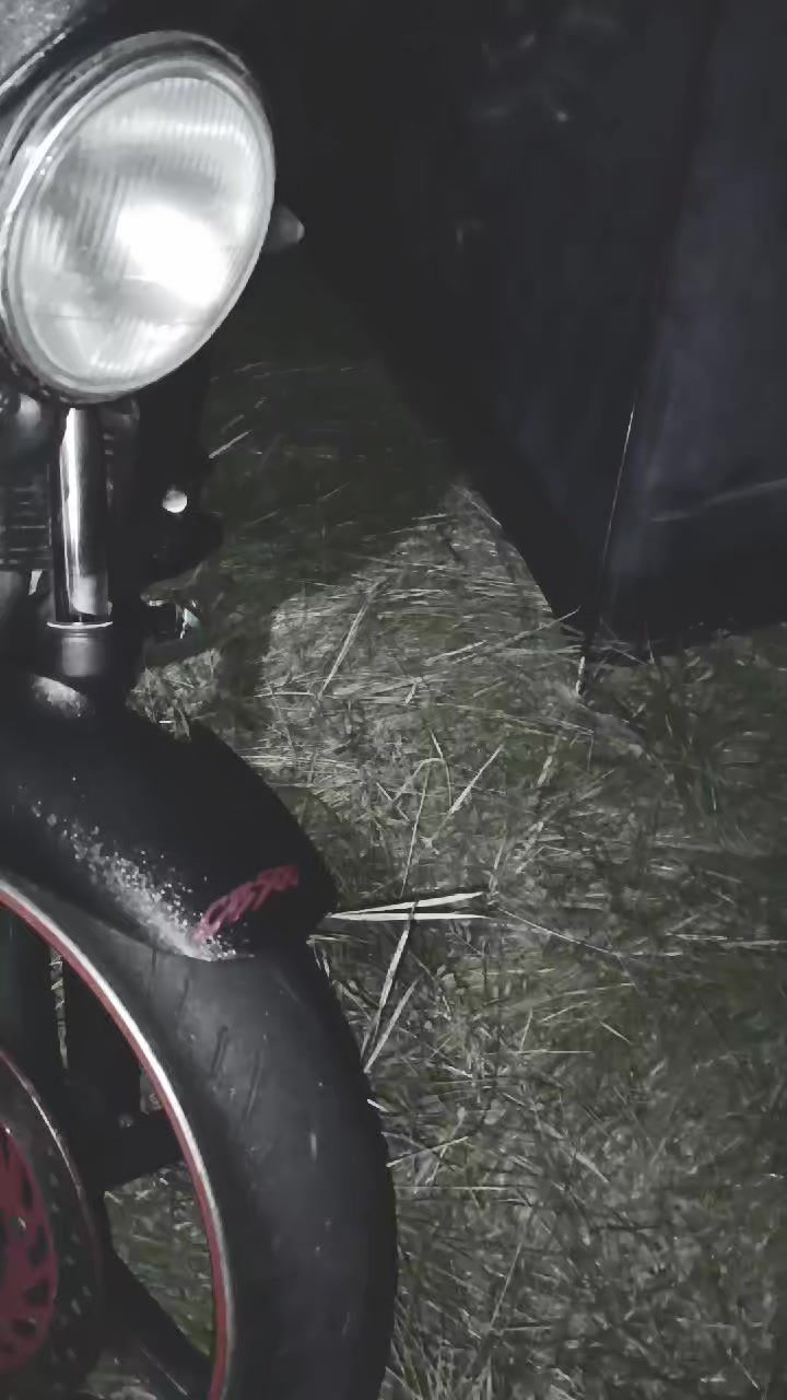 @Юра