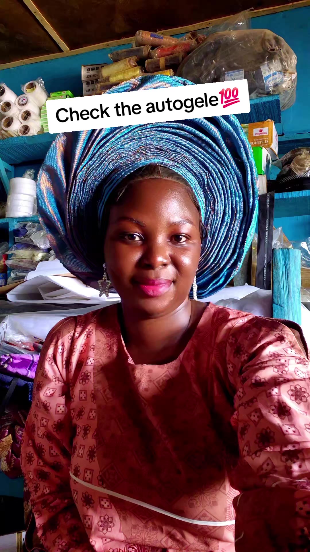 @asooke weaver/vendor in ibadan
